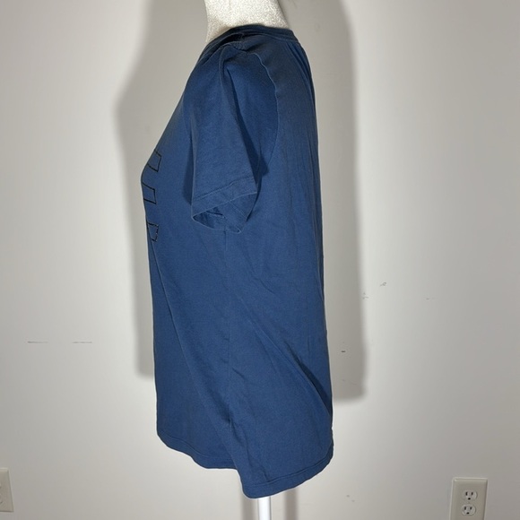 Nike Dri-Fit Blue TShirt size Medium - Picture 3 of 6